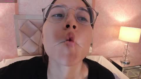 Snapshot of abbysweet1_ chatting on 20, 5, 2026 Abigail online show from 20, 5, 2026