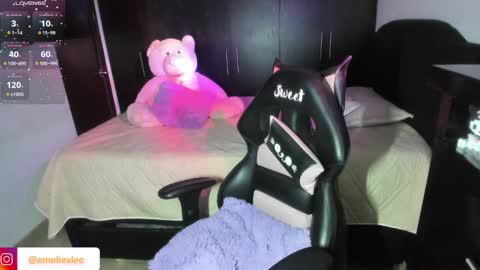 Snapshot of abbyxlee chatting on 6, 3, 2025 online show from 6, 3, 2025