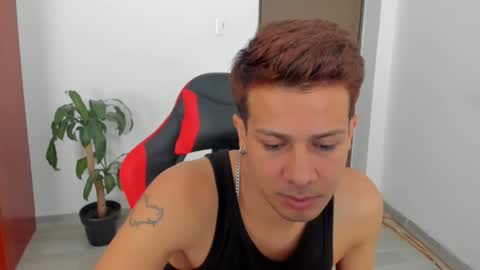 Independence model AbelAsburgo online show from 8, 1, 2026