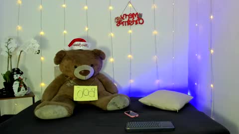 Snapshot of abellaconnor chatting on 6, 12, 2024 Abella and Kendra online show from 6, 12, 2024
