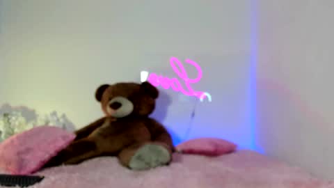 Snapshot of abellaconnor chatting on 8, 2, 2025 Abella and Kendra online show from 8, 2, 2025