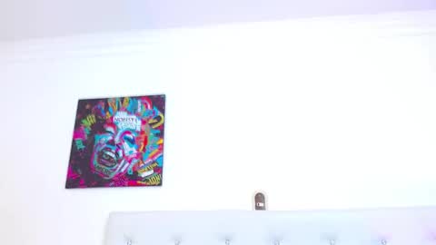 BELLA online show from 4, 3, 2025