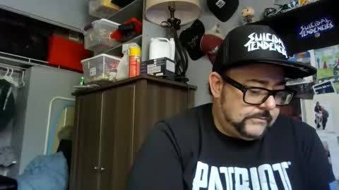 Snapshot of abennett76 chatting on 25, 5, 2026 AJ online show from 25, 5, 2026