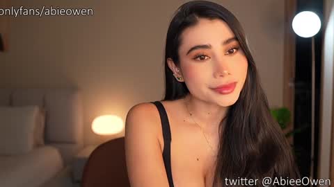 abie_owen online show from 26, 3, 2026