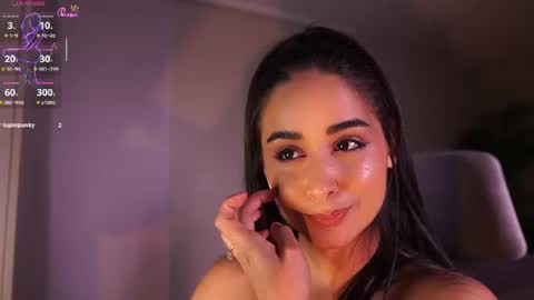 Snapshot of abigail_adamss_ chatting on 20, 7, 2026 Abigail online show from 20, 7, 2026