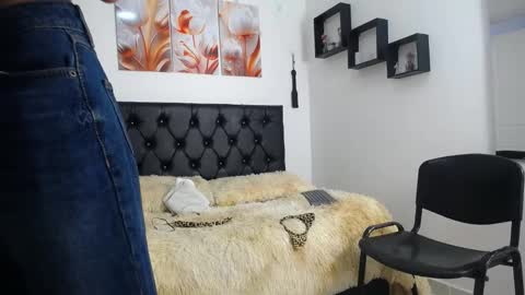 Snapshot of abigail_f00x chatting on 10, 3, 2025 Abigail online show from 10, 3, 2025