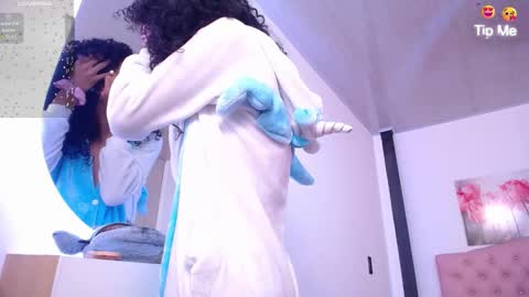 Snapshot of abigail_f00x chatting on 6, 10, 2025 Abigail online show from 6, 10, 2025