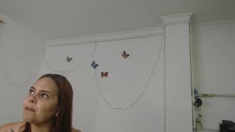 Snapshot of abigail_jhonss chatting on 3, 1, 2025 abigail_jhonss online show from 3, 1, 2025