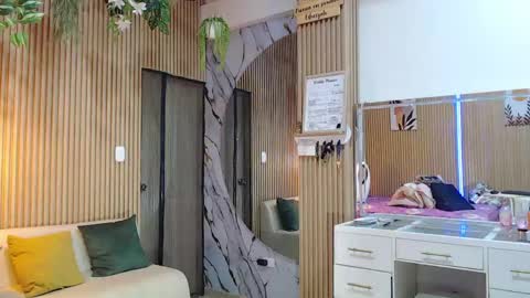 abigailowensss online show from 20, 4, 2026