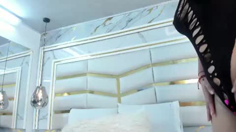 Snapshot of abiggailmonroe chatting on 18, 6, 2026 Abiggail online show from 18, 6, 2026