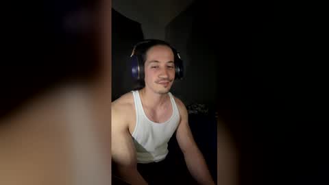 abraham_flores11 online show from 27, 3, 2026