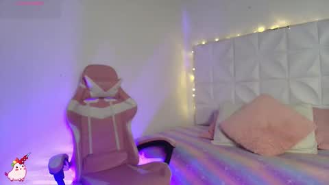 Abril  online show from 24, 2, 2026