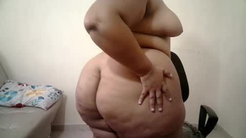 abril__ass online show from 3, 10, 2025