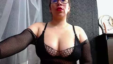 abril_bianchi online show from 4, 10, 2025