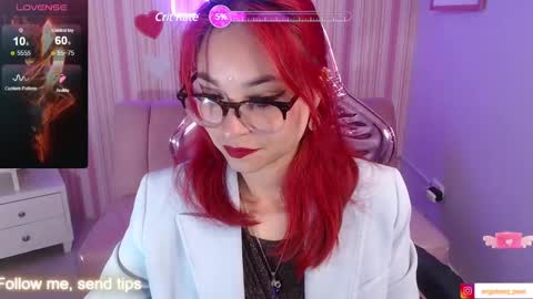 abril_ch_ online show from 20, 1, 2025