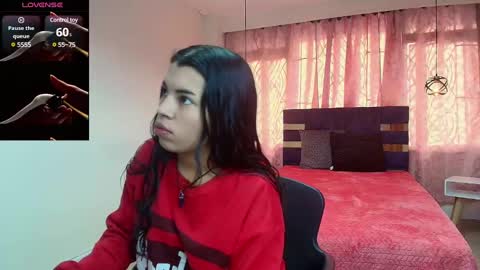 ABRIL MATTHEWS online show from 3, 3, 2025