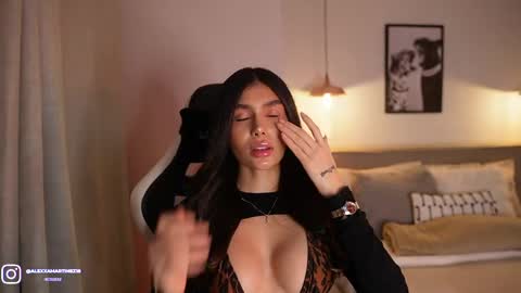 Snapshot of abril_w18 chatting on 4, 4, 2026 My name is Alexa. Please say hello I like to chat with you. If you have requests please use tip online show from 4, 4, 2026