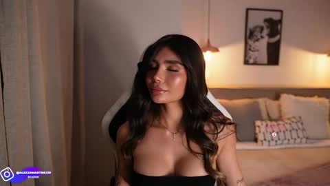 Snapshot of abril_w18 chatting on 23, 4, 2026 My name is Alexa. Please say hello I like to chat with you. If you have requests please use tip online show from 23, 4, 2026