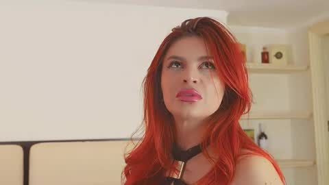 Abril Colls online show from 21, 2, 2026