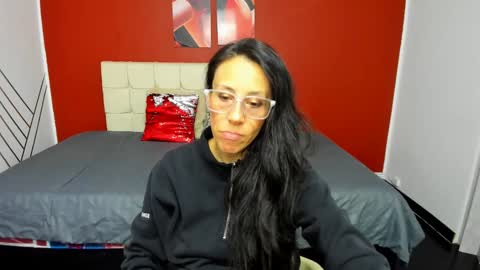 ABRIL online show from 8, 2, 2025