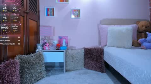 Abril online show from 6, 12, 2024