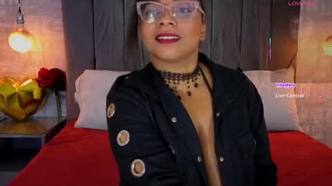 abrilsantana_ online show from 5, 10, 2025