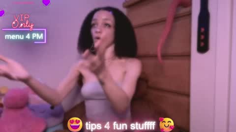 Snapshot of abruisedpeach chatting on 12, 5, 2026 Peach online show from 12, 5, 2026