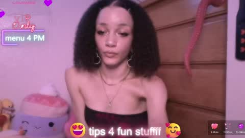 Snapshot of abruisedpeach chatting on 6, 6, 2026 Peach online show from 6, 6, 2026