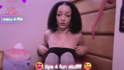 Snapshot of abruisedpeach chatting on 14, 7, 2026 Peach online show from 14, 7, 2026