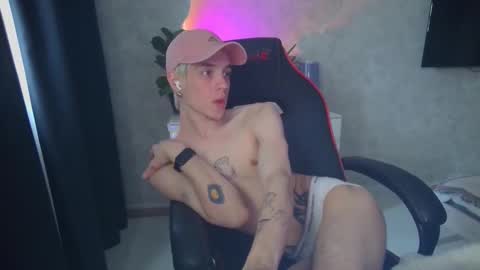 Snapshot of abslut chatting on 1, 10, 2025 Nick online show from 1, 10, 2025