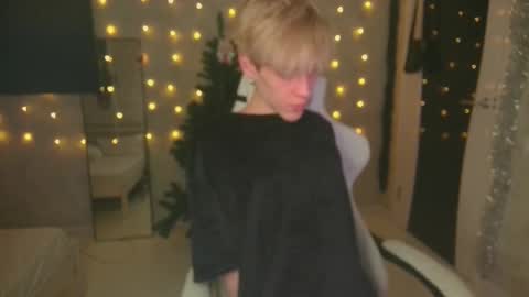 Snapshot of abslut chatting on 12, 1, 2026 Nick online show from 12, 1, 2026