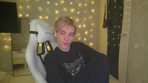 Snapshot of abslut chatting on 15, 1, 2026 Nick online show from 15, 1, 2026