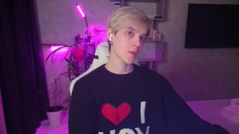 Snapshot of abslut chatting on 11, 2, 2026 Nick online show from 11, 2, 2026