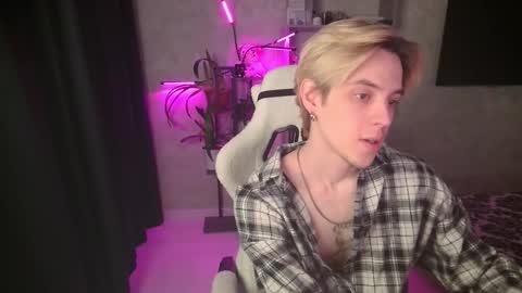 Snapshot of abslut chatting on 1, 3, 2026 Nick online show from 1, 3, 2026