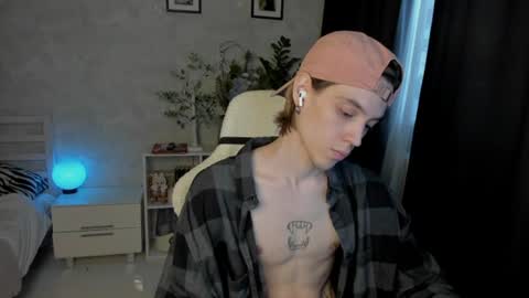 Snapshot of abslut chatting on 18, 7, 2026 Nick online show from 18, 7, 2026