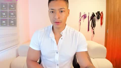 Snapshot of abu_dhabi_21 chatting on 30, 11, 2025 Will online show from 30, 11, 2025