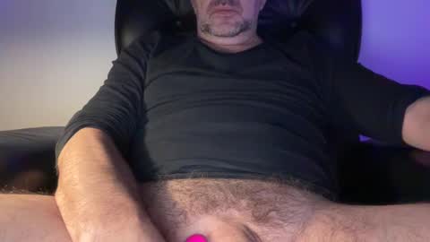 Snapshot of achtinch chatting on 2, 2, 2025 ACHTINCH online show from 2, 2, 2025