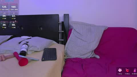 centric independent model   online show from 8, 4, 2026