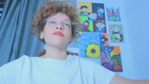 Snapshot of ada_gales_ chatting on 18, 6, 2026 Isa online show from 18, 6, 2026