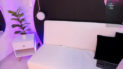    online show from 2, 3, 2026