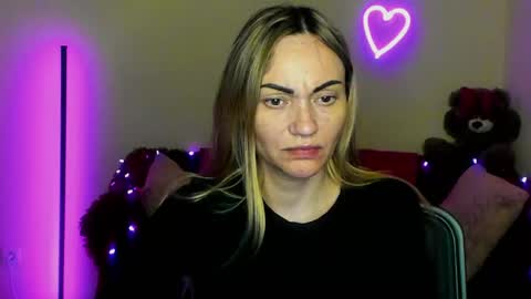 Snapshot of adalina_teacher chatting on 18, 4, 2026 Adalina online show from 18, 4, 2026
