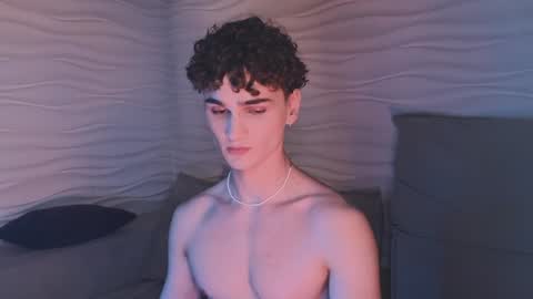 Snapshot of adam_21cm chatting on 14, 12, 2024 Adam online show from 14, 12, 2024
