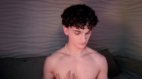 Snapshot of adam_21cm chatting on 2, 2, 2025 Adam online show from 2, 2, 2025