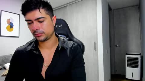 adam clarke online show from 21, 1, 2025