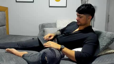 adam clarke online show from 23, 1, 2025