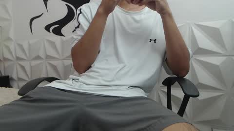 Snapshot of adam_evehotroom chatting on 29, 1, 2025 adam_evehotroom online show from 29, 1, 2025