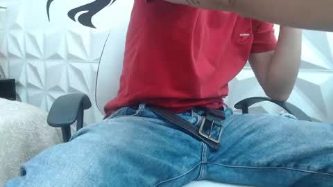 Snapshot of adam_evehotroom chatting on 15, 2, 2025 adam_evehotroom online show from 15, 2, 2025