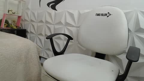 Snapshot of adam_evehotroom chatting on 24, 2, 2025 adam_evehotroom online show from 24, 2, 2025