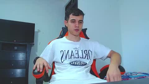 adam hot11 online show from 14, 1, 2026