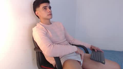 Snapshot of adama_soa chatting on 7, 11, 2025 Hello guys excuse my absence I will be absent for several days for health reasons I hope you understand thank you very much. online show from 7, 11, 2025